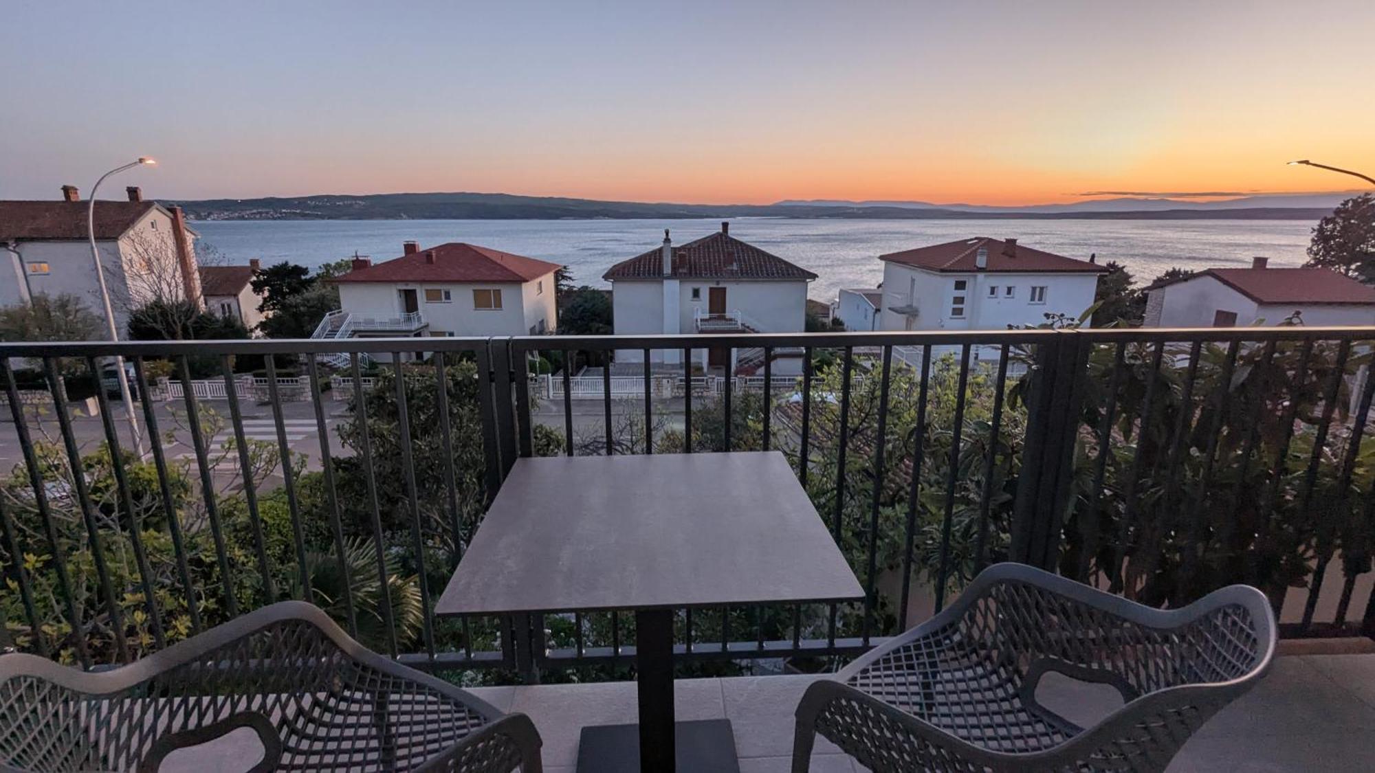 Apartments Kety - Central Heating Crikvenica Rom bilde